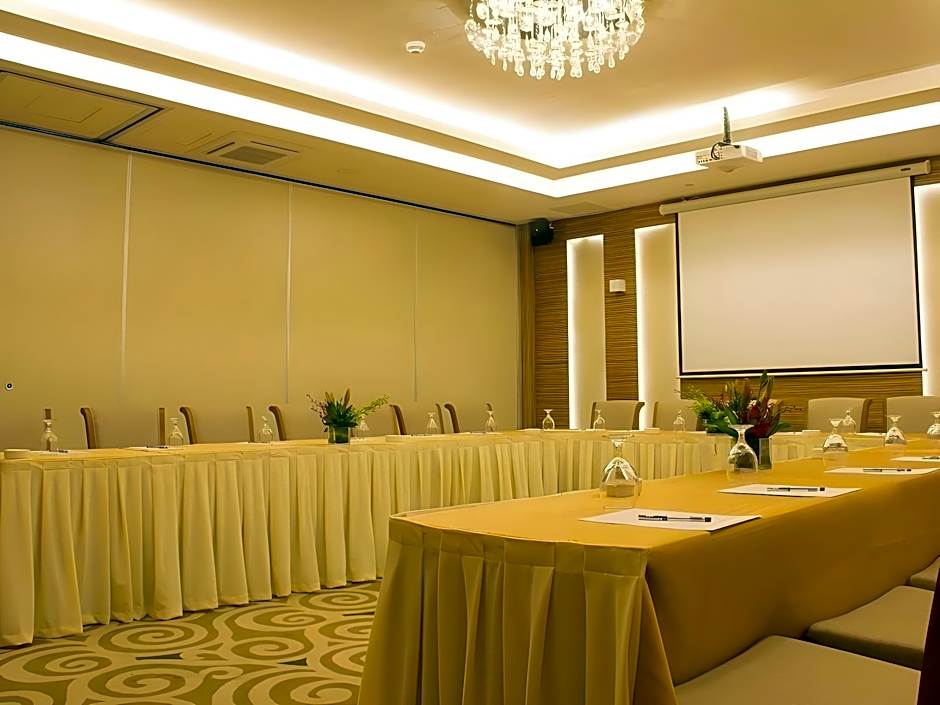 Thousand Nights Hotel