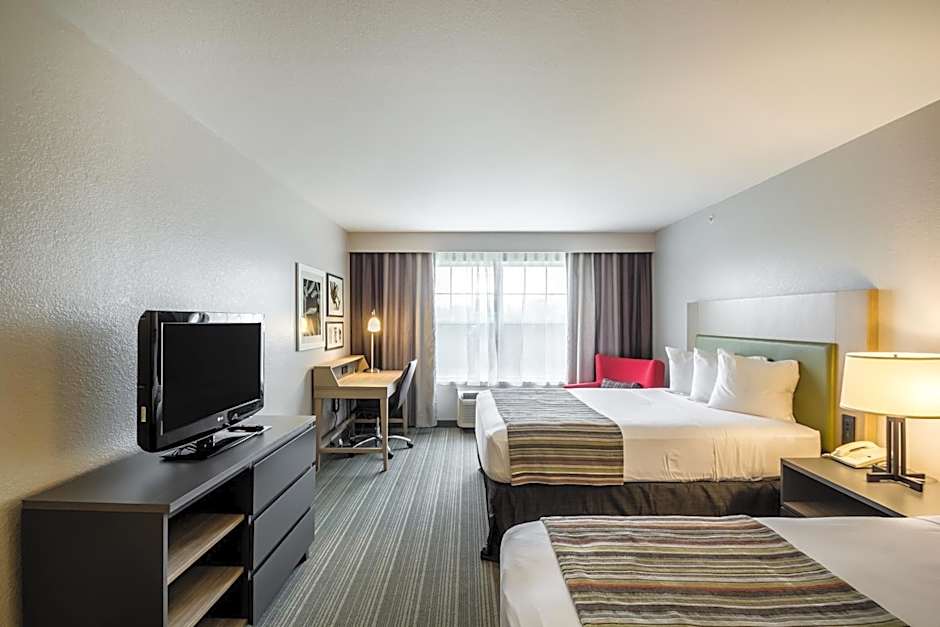 Country Inn & Suites by Radisson, Fond du Lac, WI