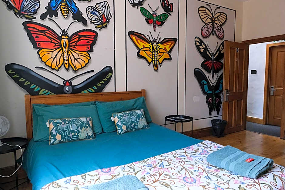 The Full Moon Backpackers