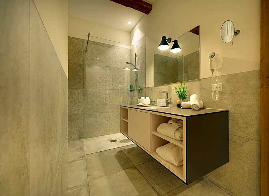 Historic Guesthouse BIRCHER B&B Apartments near Sterzing