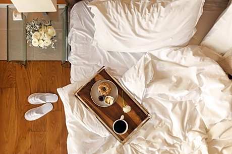 Deluxe Superior Room with City View