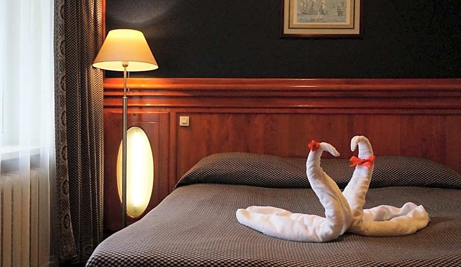 Tauras Center Hotel