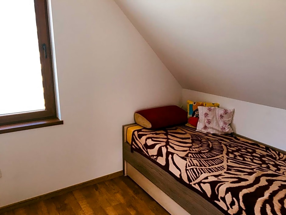 Domek Eden 1 Kaszuby balia sauna alpaki mini zoo