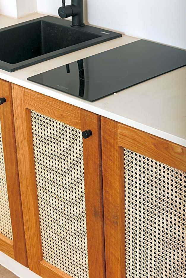 12 PYLES Living History