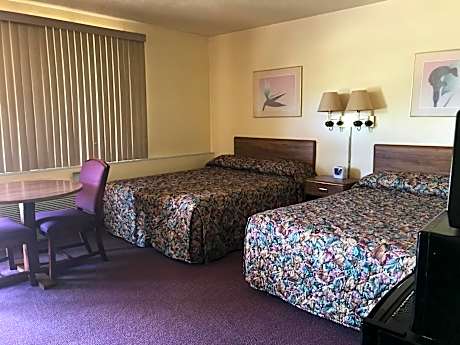 Queen Room - Non-Smoking