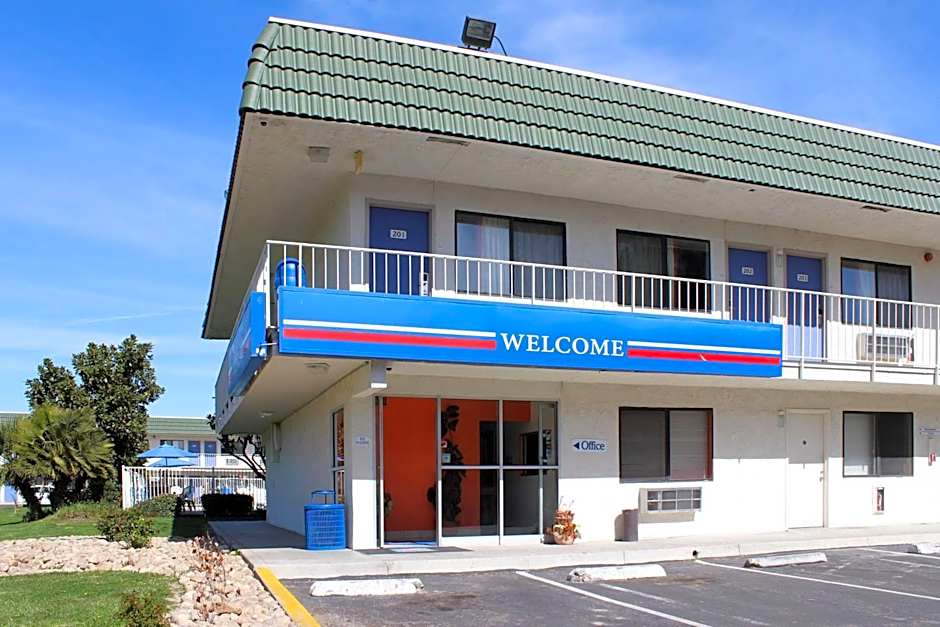 Motel 6-King City, CA