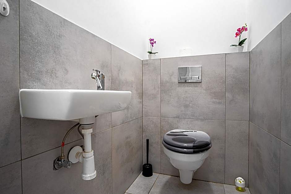 Jaracza 15 prywatne pokoje