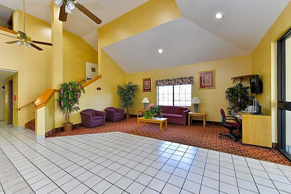 Americas Best Value Inn & Suites Morrow Atlanta