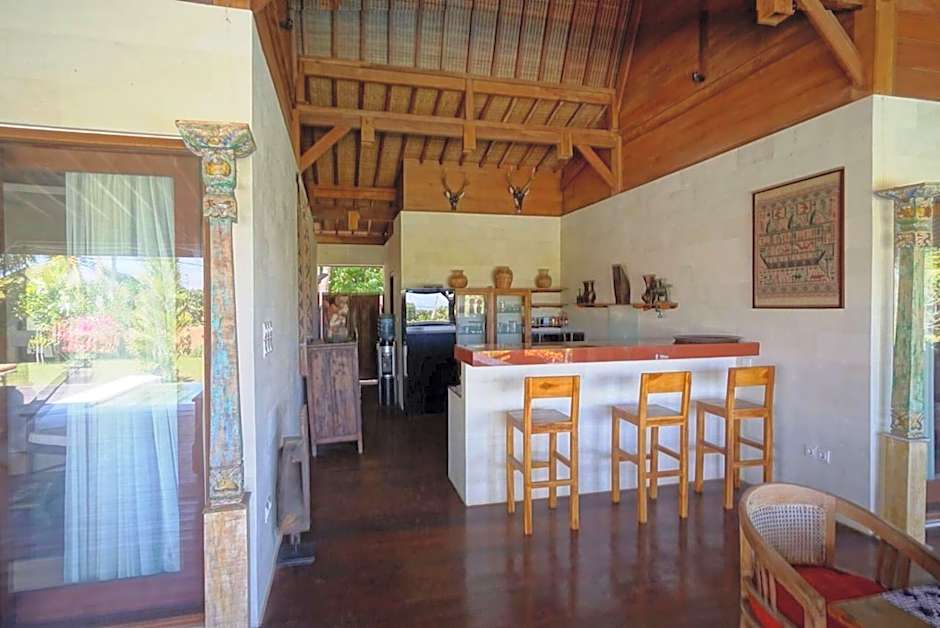 Villa Taman Kanti - 2 Bedroom private villa with swimming pool