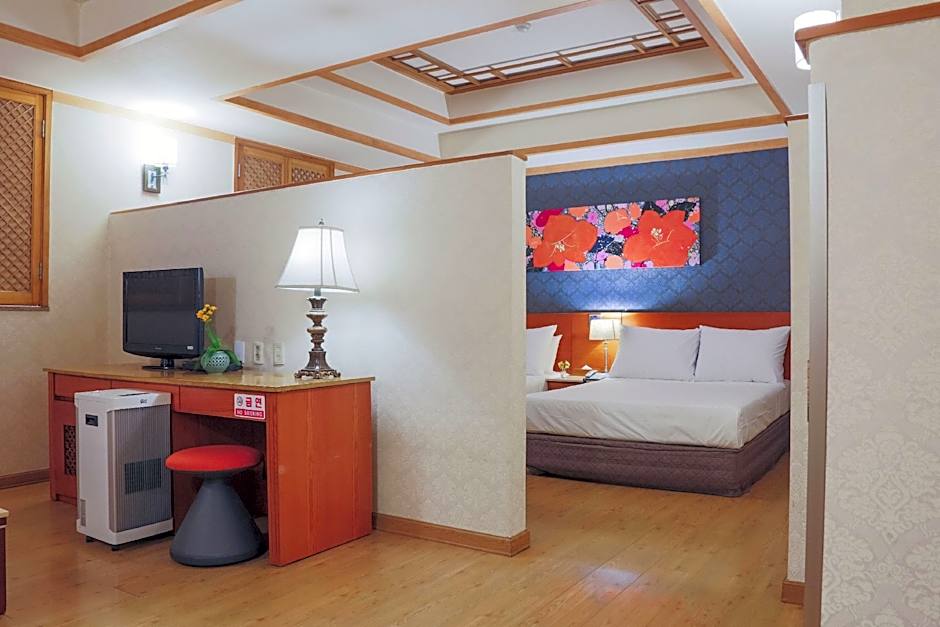 Hound Hotel Incheon Airport