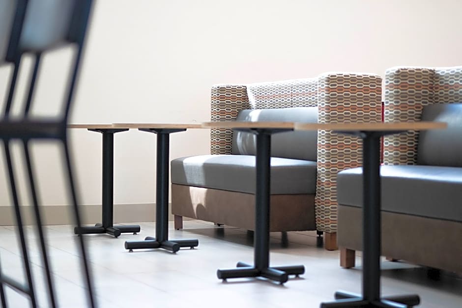 Holiday Inn Express Seattle - Sea-Tac Airport By IHG