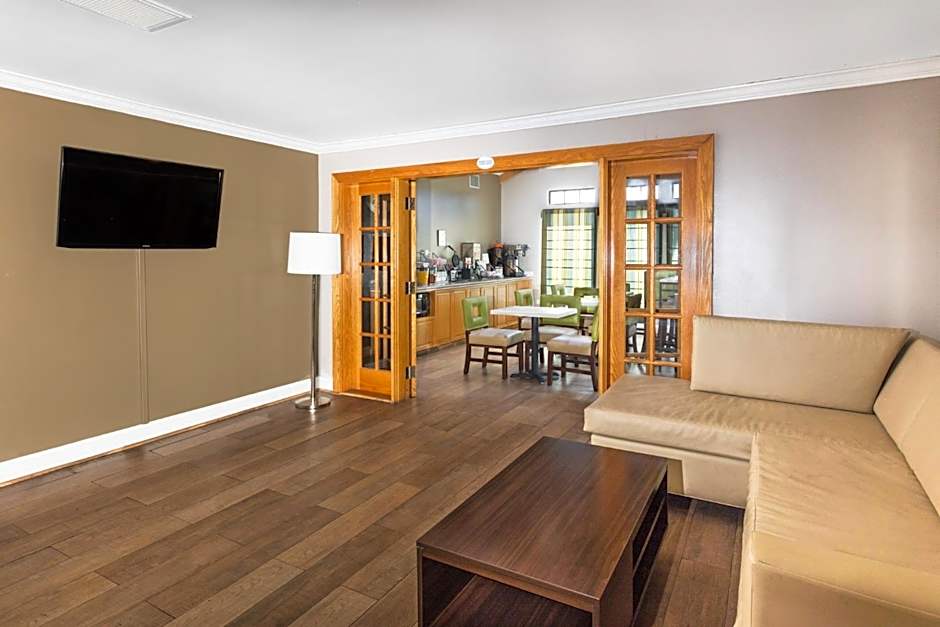 Studio 6 Opelousas, LA