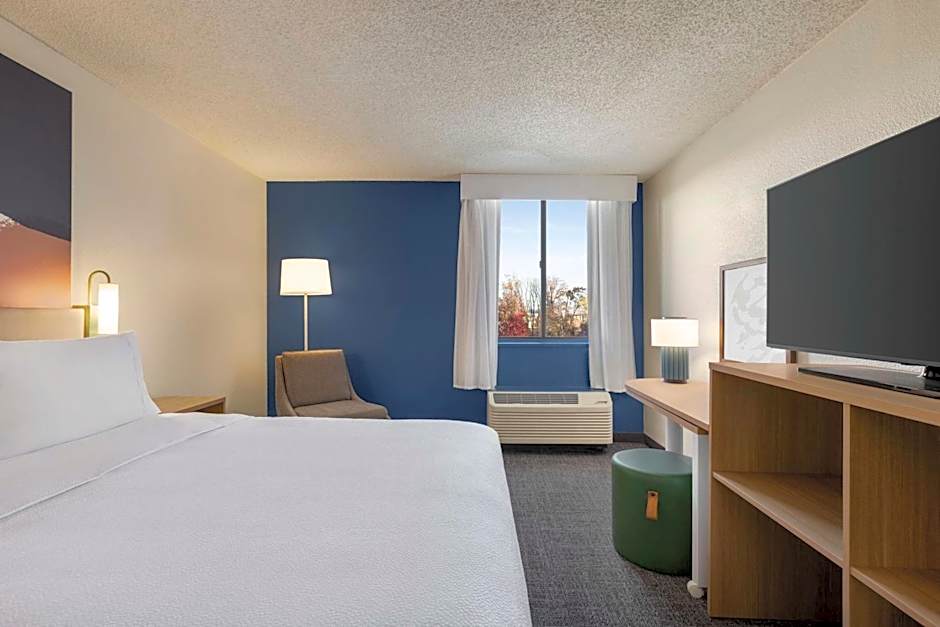Spark By Hilton Germantown Washington DC North