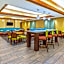 La Quinta Inn & Suites by Wyndham Midwest City - Tinker AFB