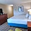 Heritage Inn & Suites St. Louis/Fenton, Trademark by Wyndham