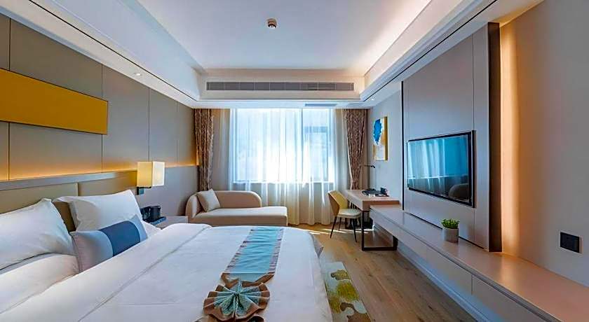 GreenTree Eastern Dali Railway Station Hotel