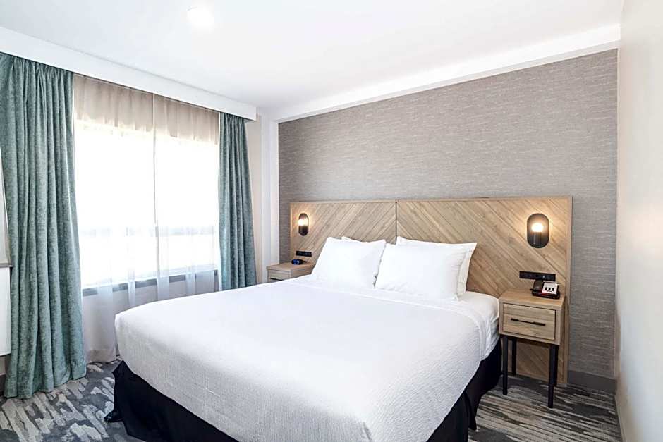 Sandman Hotel & Suites Regina
