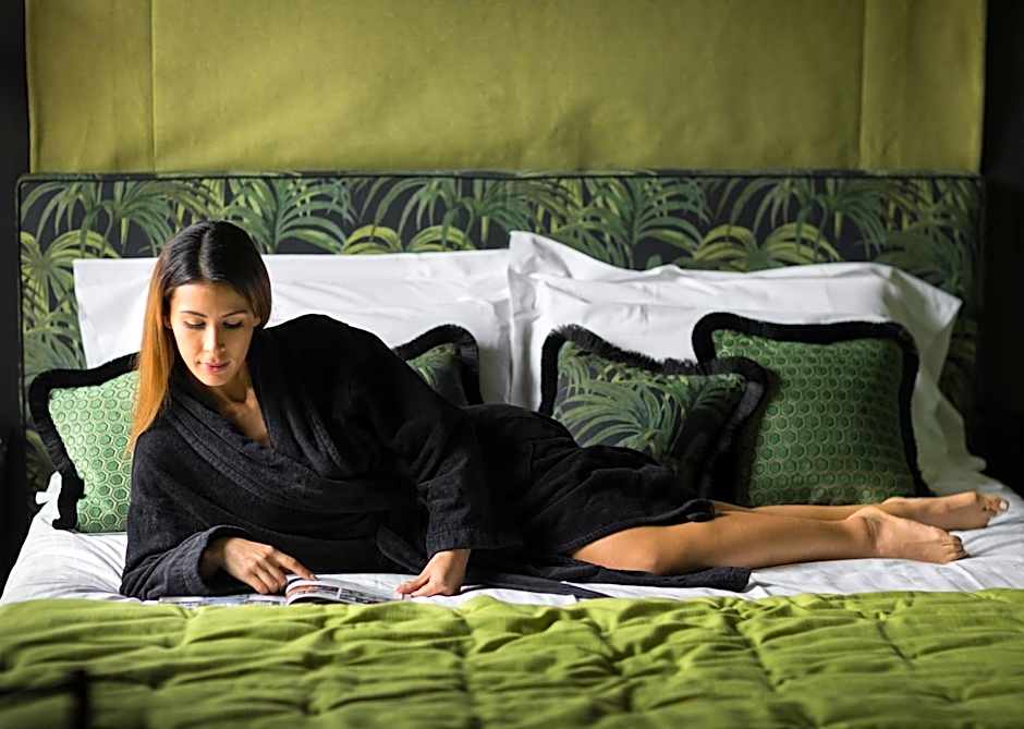 Velona's Jungle Luxury Suites