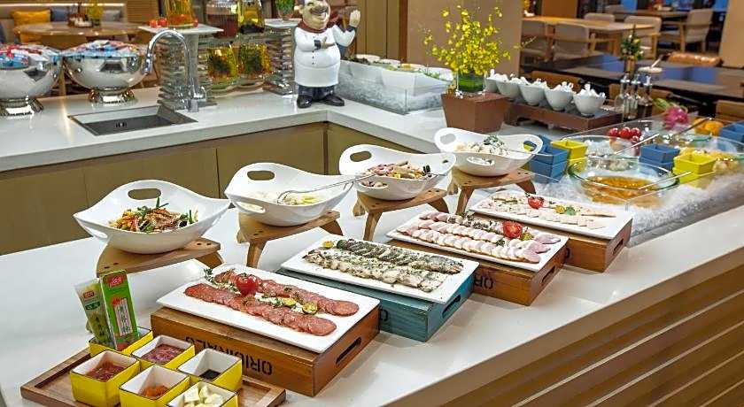 voco Thousand Island Lake By IHG