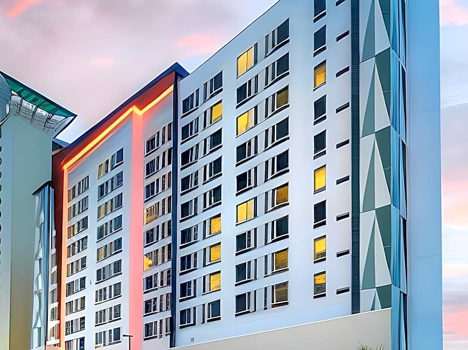 Hyatt Place Panama City Beach - Beachfront