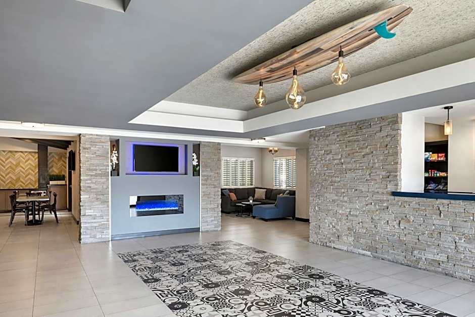 City Express by Marriott Manhattan Beach