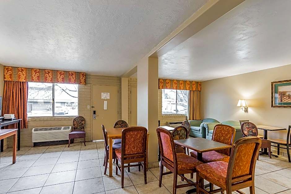 Econo Lodge Downtown – Salt Lake City, UT