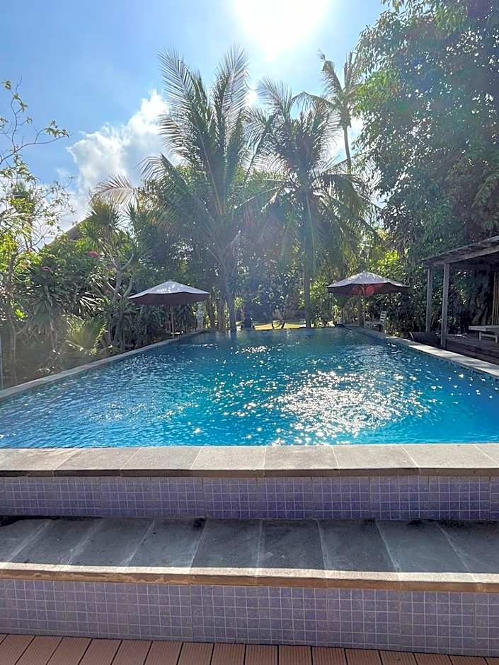 Sukanusa Luxury Huts