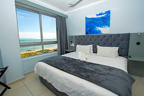 Family Room Sea Facing