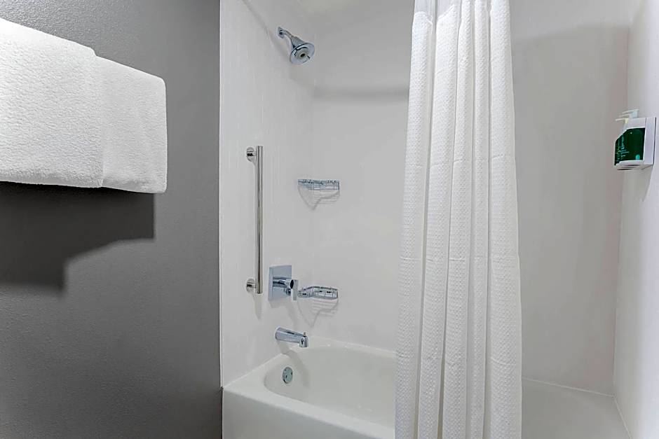 Courtyard by Marriott Tampa Brandon