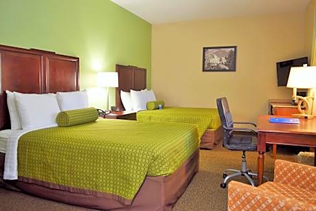 Queen Room with Two Queen Beds - Non-Smoking