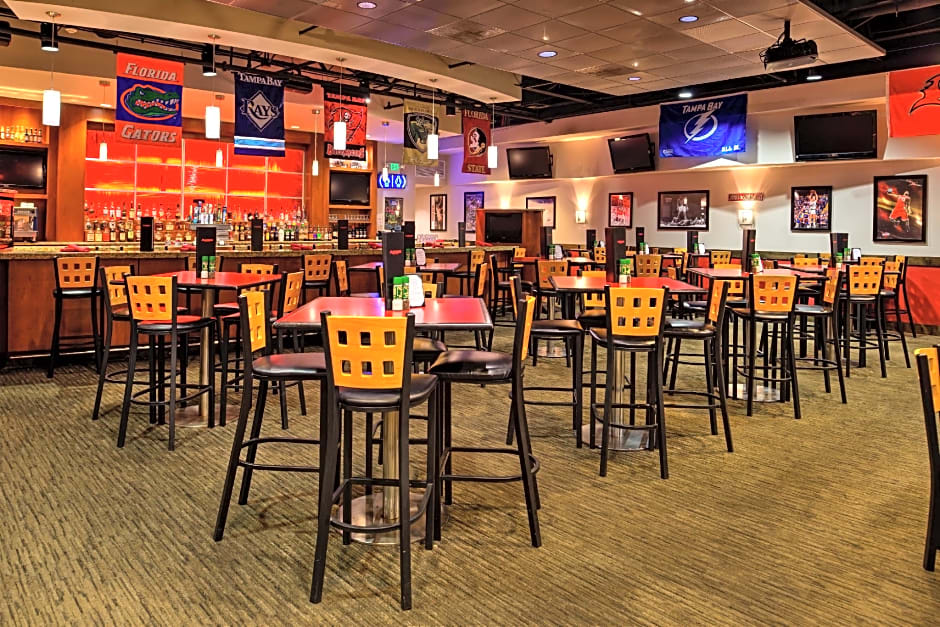 DoubleTree by Hilton Hotel Tampa Airport-Westshore