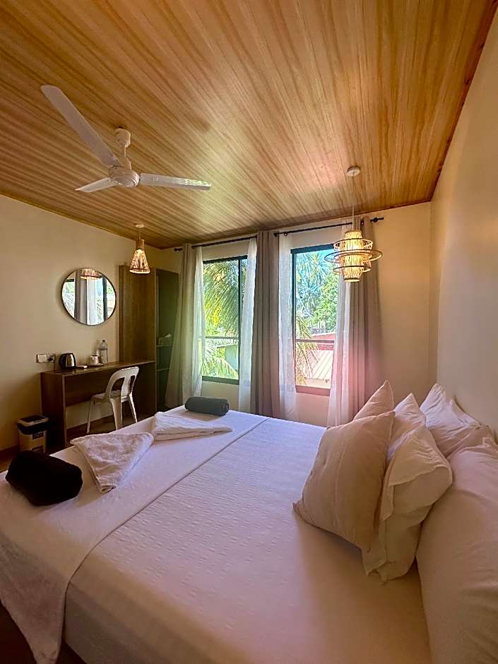 Bougainvillea Inn - Maldives