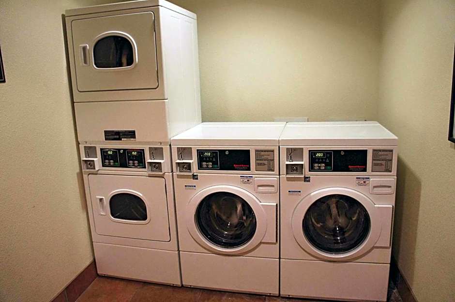 La Quinta Inn & Suites by Wyndham Bismarck