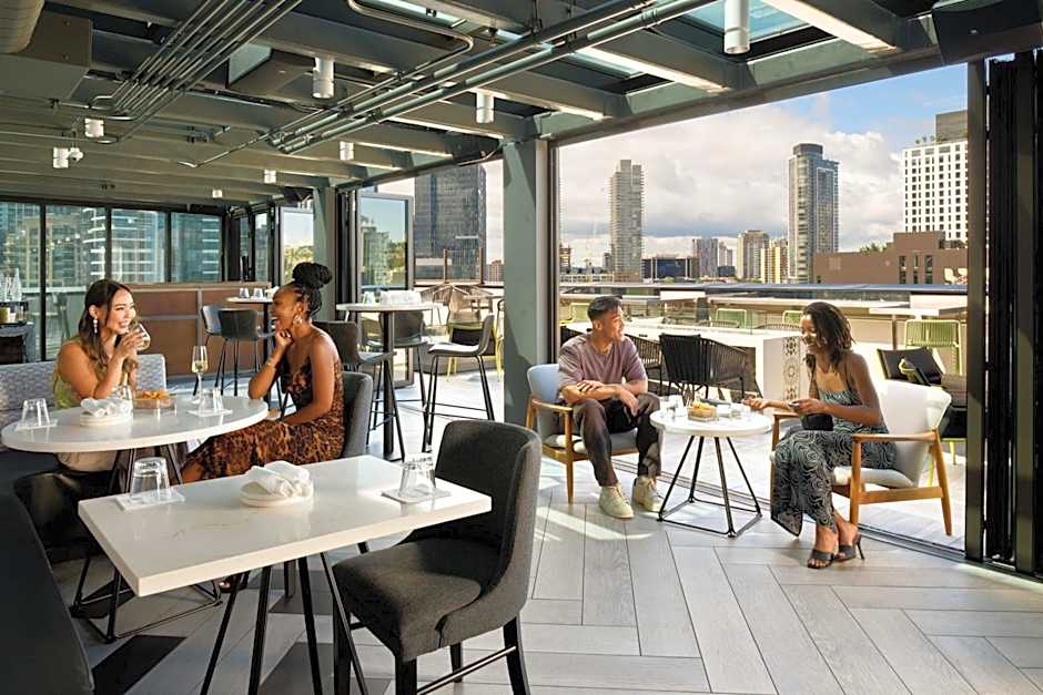 Astra Hotel, Seattle, a Tribute Portfolio Hotel by Marriott