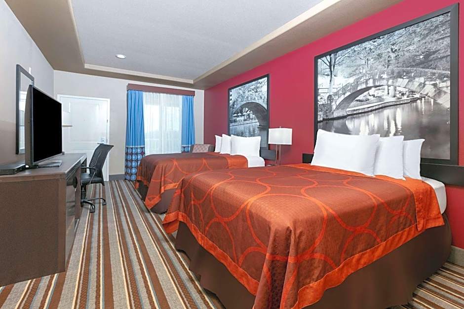 Super 8 by Wyndham Karnes City