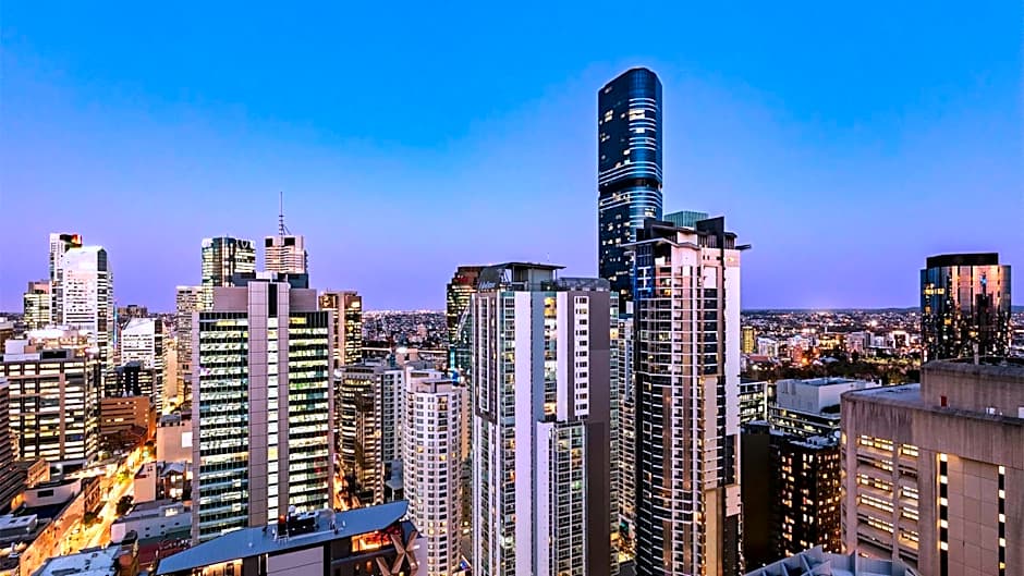 Oaks Brisbane Casino Tower Suites