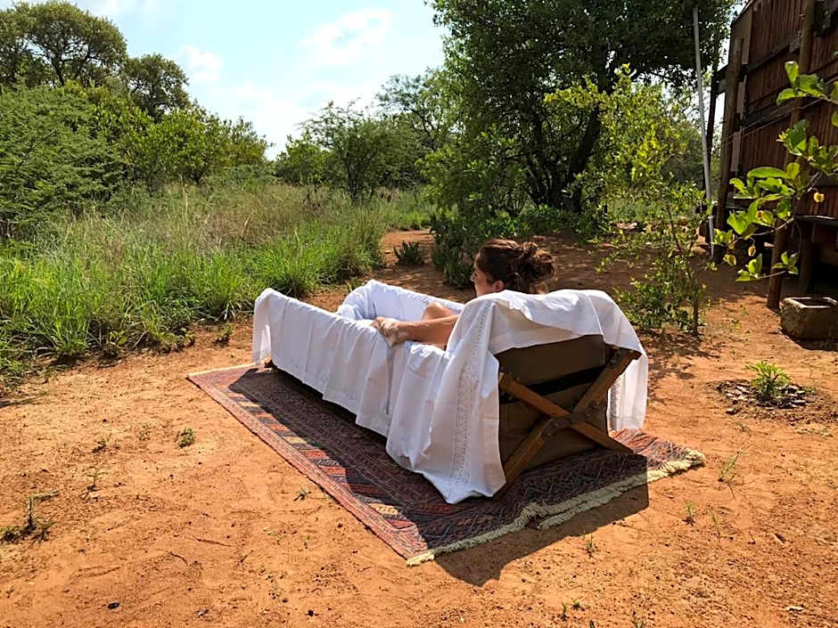 Out in Africa Wildlife Lodge