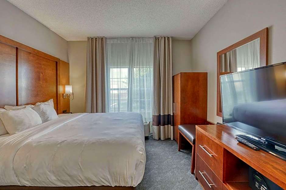 Comfort Suites Appleton Airport