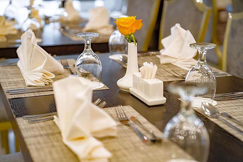 Emaar Al Mektan Hotel