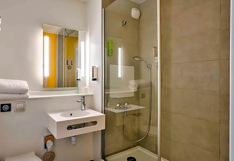 B&B Hotel Paris 17 Batignolles
