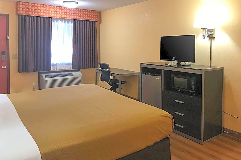 Econo Lodge Purcell