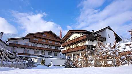 Hotel & Apart Central