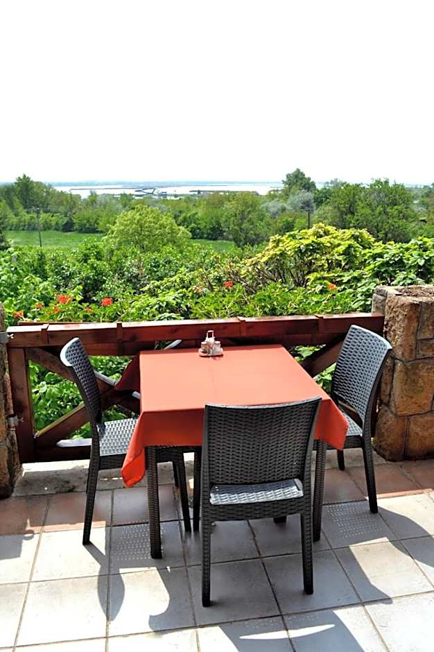 Tekergő Motel és Étterem