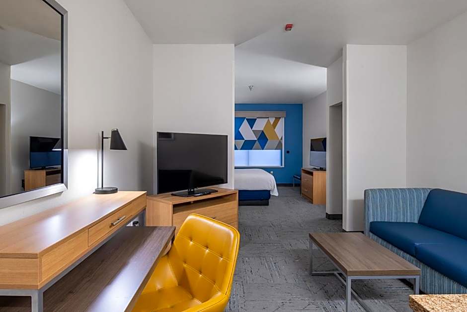 Holiday Inn Express & Suites Henderson By IHG