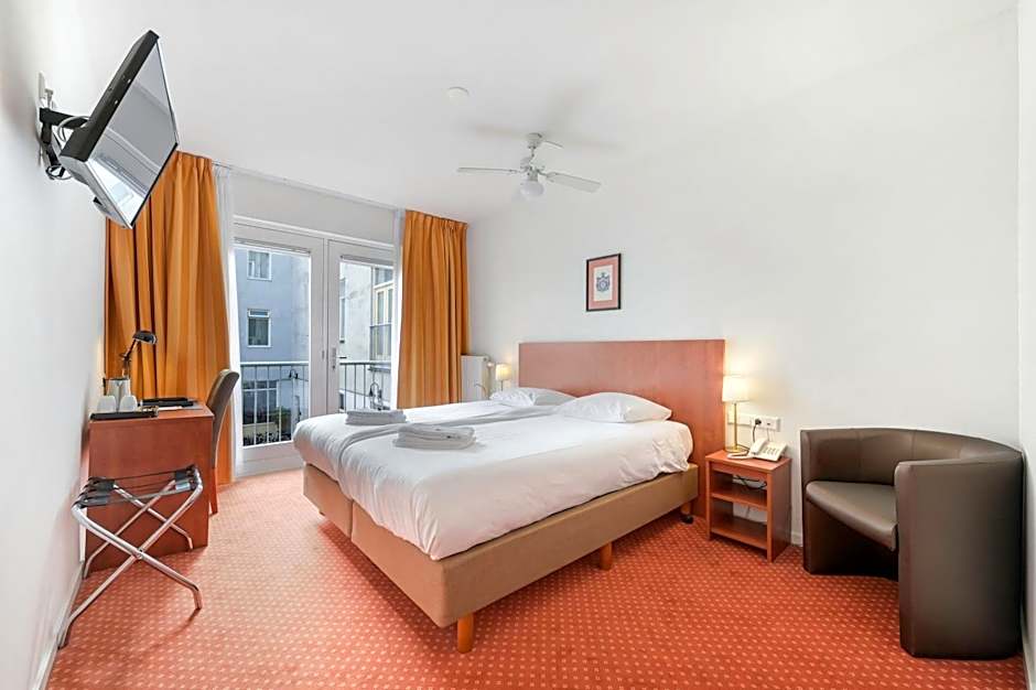 Ambassador City Centre Hotel