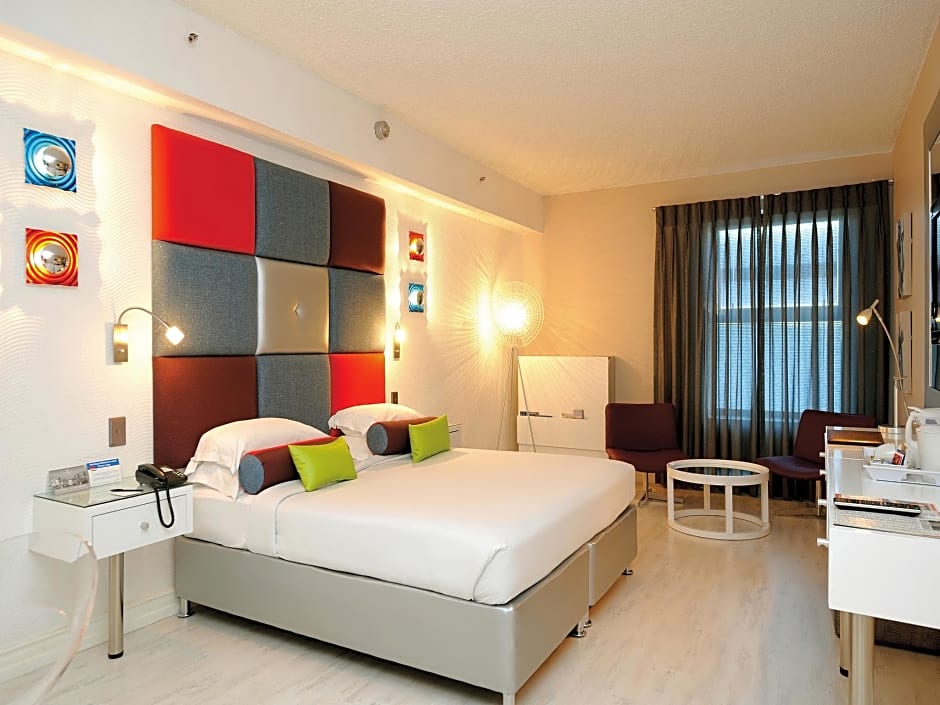 Peermont Metcourt Suites at Emperors Palace Johannesburg