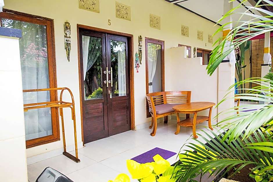 Taos House Lembongan By DeWizZ Management