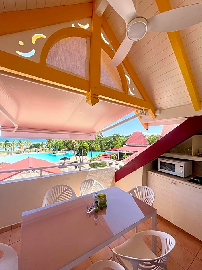 Sur la Plage - Club Sainte-Anne