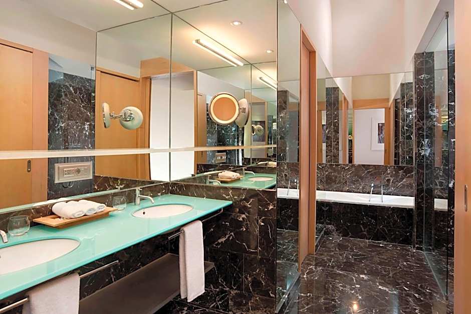 Hotel Marques De Riscal, A Luxury Collection Hotel, Elciego