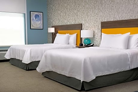 Queen Studio with Two Queen Beds - Mobility Access/Non-Smoking